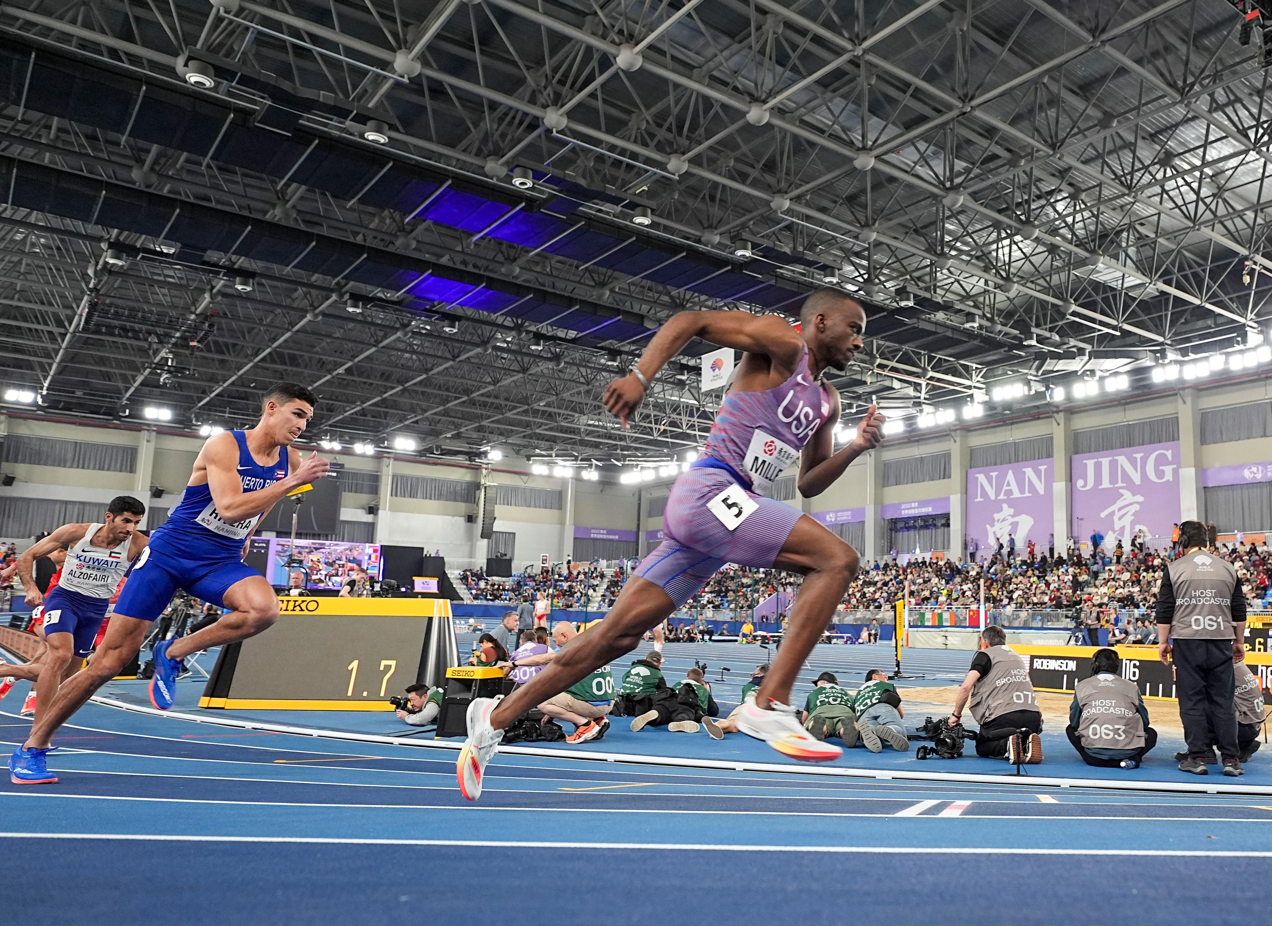 关于精彩瞬间再现！比赛现场激情迸发的信息