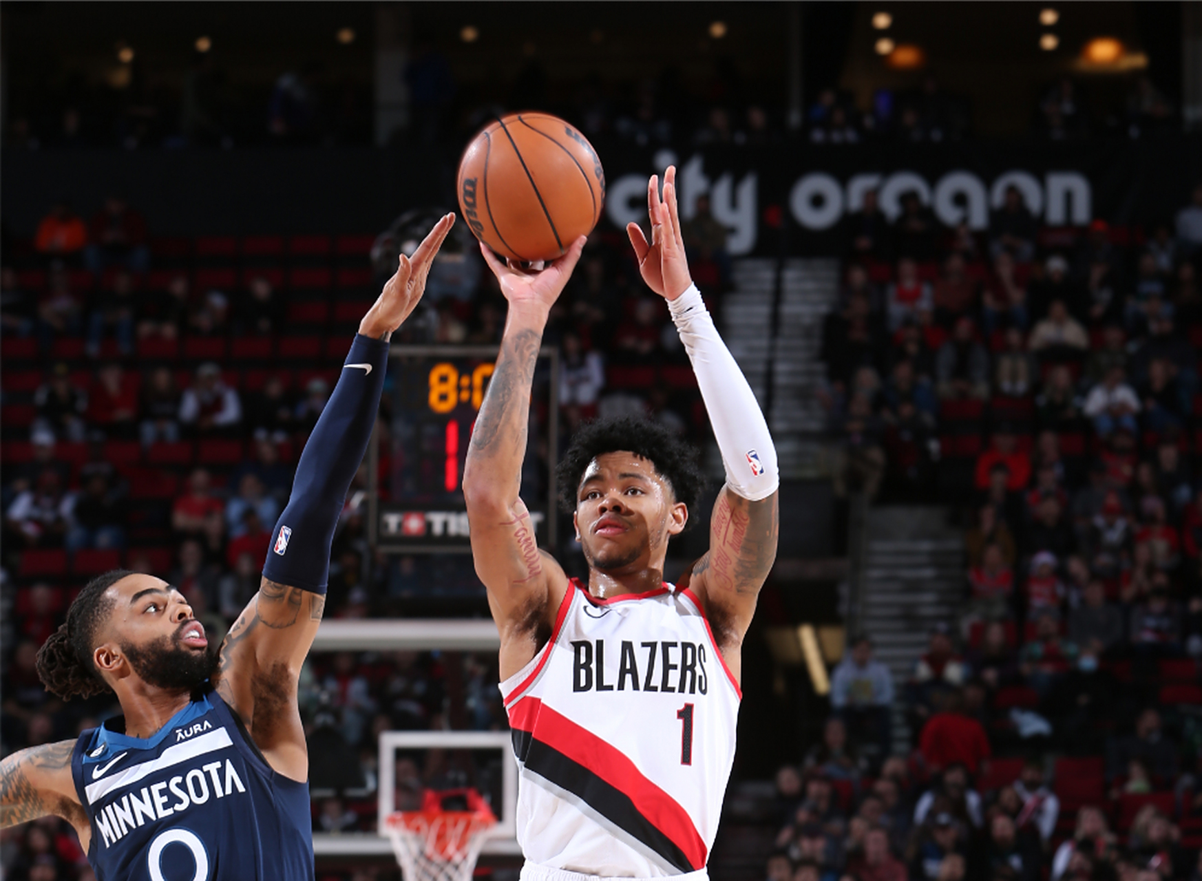 开云体育-开拓者主场大胜森林狼，利拉德全面发挥