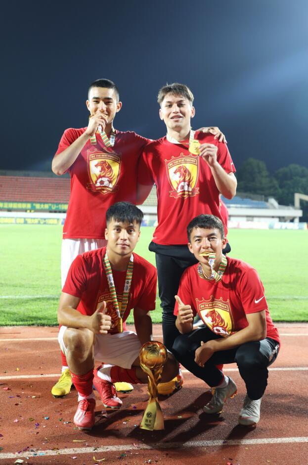 天津和平区少年足球联赛冠军揭晓,全程激动不已的简单介绍 天津和平区少年足球联赛冠军揭晓,全程激动不已的简单介绍