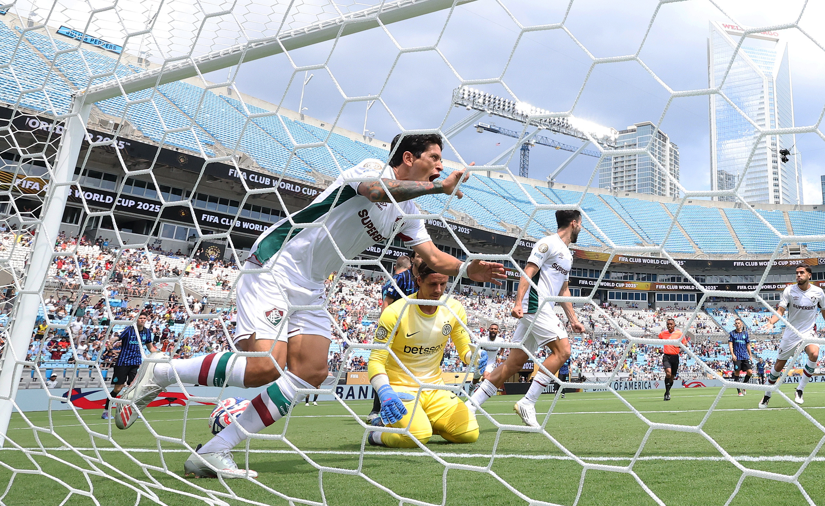 包含世俱杯精彩开赛,强力阵容争夺荣耀的词条 包含世俱杯精彩开赛,强力阵容争夺荣耀的词条