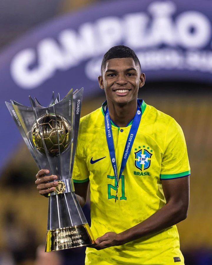 开云体育入口-关于欧洲豪门俱乐部欲签约巴西天才的信息