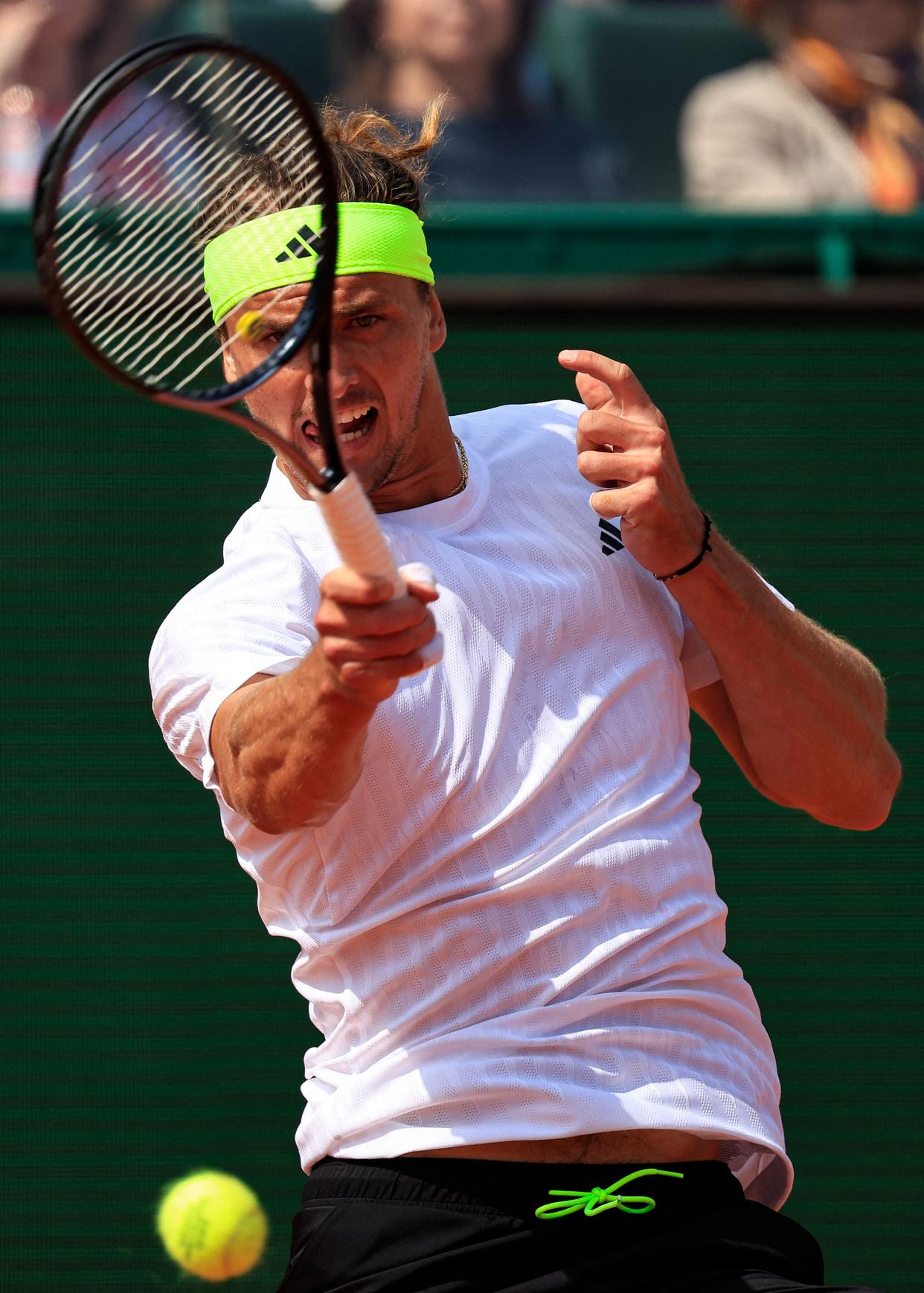 开云官网-蒙特卡洛大师赛绝杀拉沃尔杯，兹维列夫点燃赛场