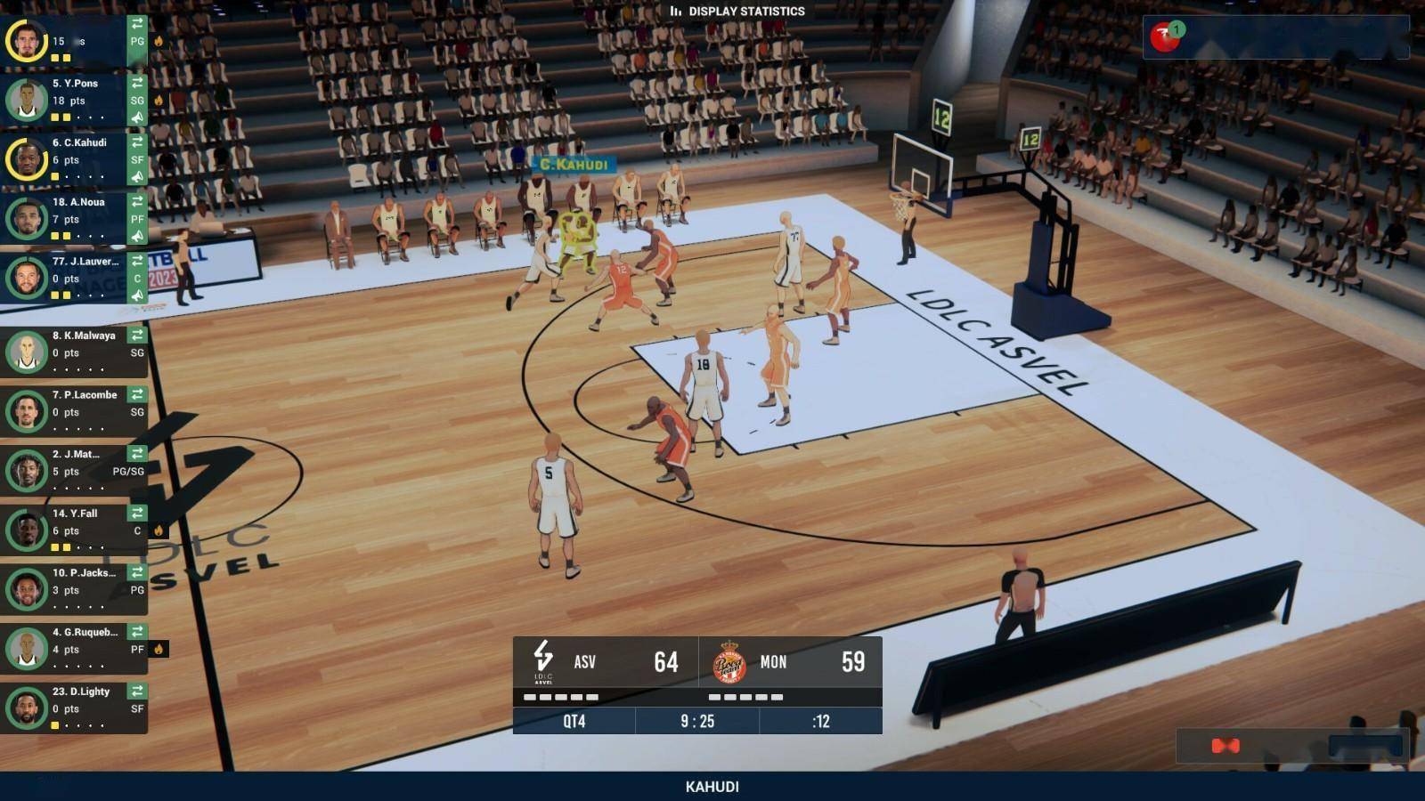 篮球经理人遇到困难,球员合同谈判激烈 篮球经理人遇到困难,球员合同谈判激烈