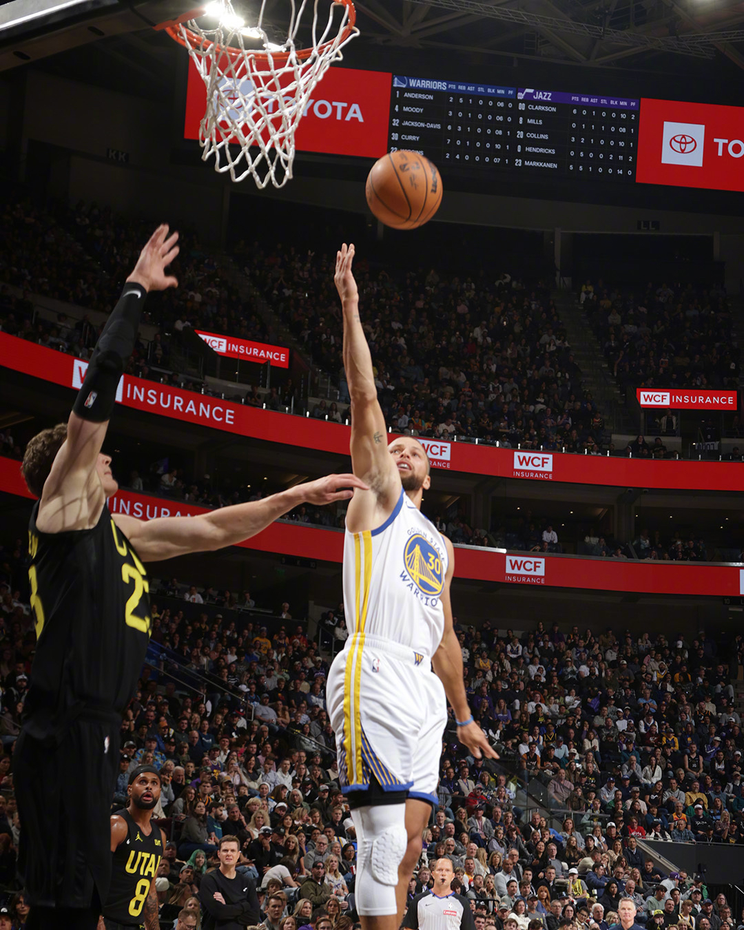 开云体育入口-广东队翻盘魔术，库里高光表现