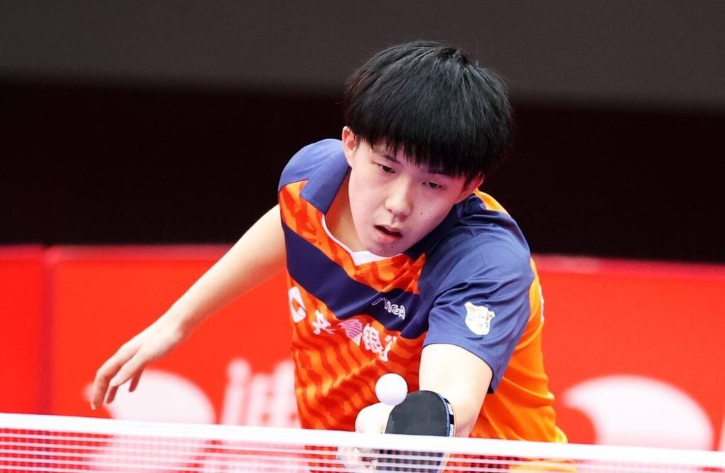 奥地利队横扫日本队,梁靖崑惊艳四座 奥地利队横扫日本队,梁靖崑惊艳四座