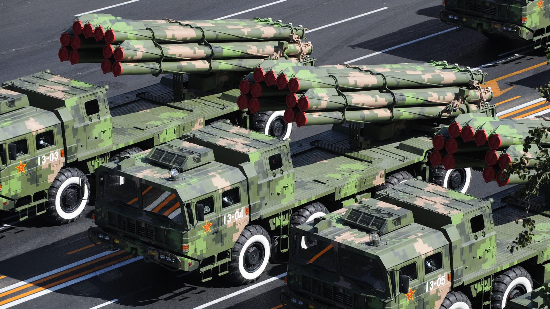 同个周末的平行时空，当日本豪门掀翻皇社时，F1新王已在沙漠赛道加冕