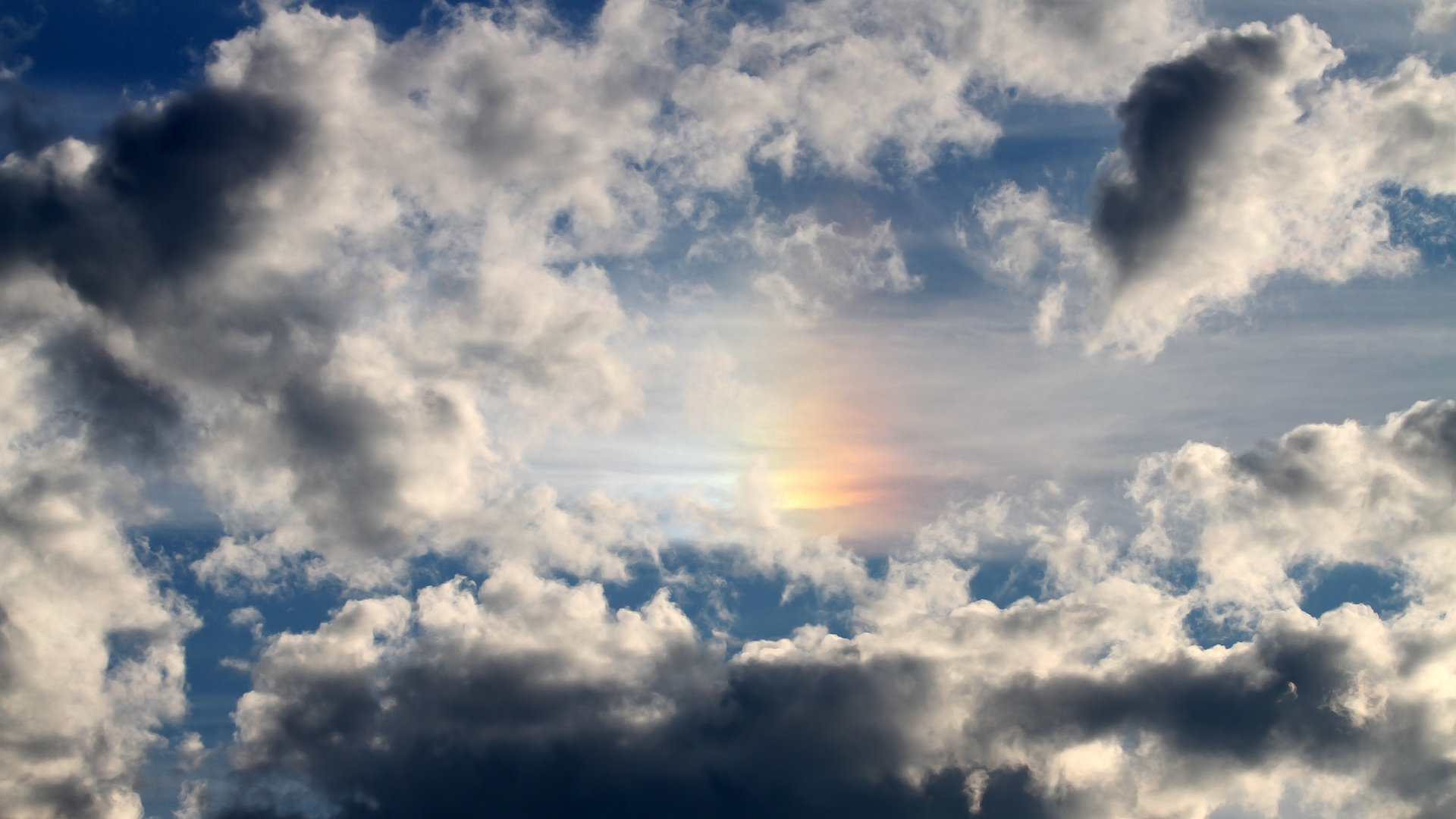 冰与火之歌,当康明斯在南非投出烈焰,阿克在曼城防线写下寒霜诗篇